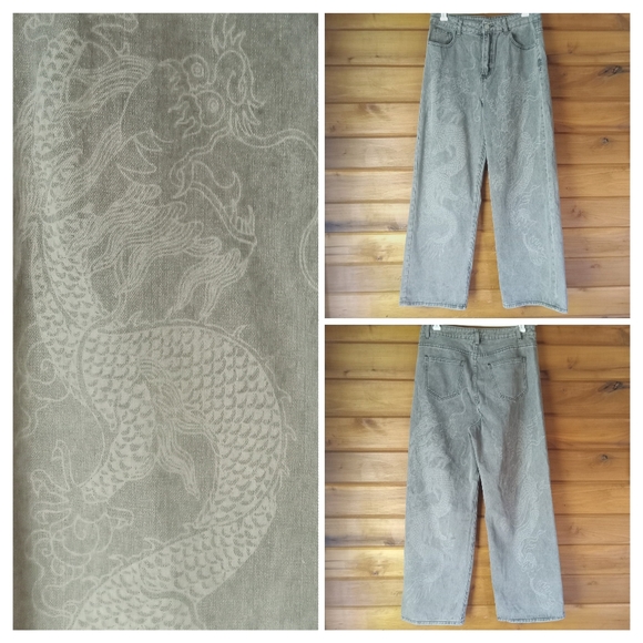 Shein Grey Dragon Print Jeans Large High-waisted Wide Leg. Great condition - Picture 1 of 9